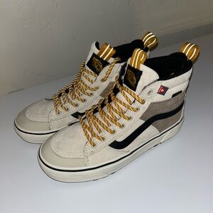 Vans High-Top Winter Boots - Cream, Black, Gold
